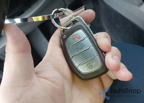 2018 Hyundai Elantra Value Edition from USA, damaged, VIN KMHD84LF9JU623561